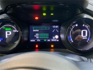 TOYOTA Yaris 120H 1.5 Style