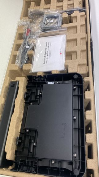 Roborock Dyad Pro COMBO HAC1A-02 en 1 Aspirador sin Cable,Seco y Húmedo REACONDICIONADO, señales de uso