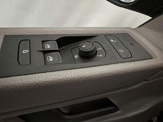 Volkswagen Caravelle 2.0 TDI 110CV Origin 9 Plazas