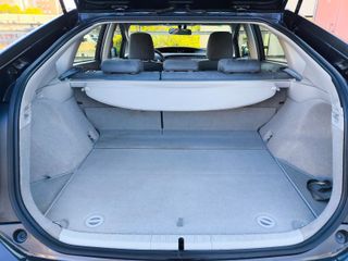 TOYOTA Prius 1.8 HSD ADVANCE