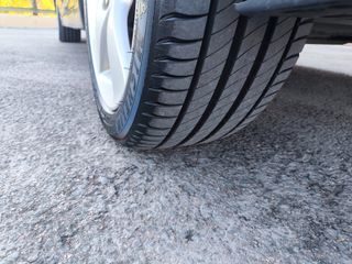 TOYOTA Prius 1.8 HSD ADVANCE