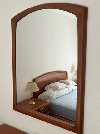 Cama 135 con cabecero, mesillas y cómoda