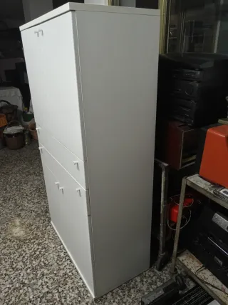 Mobile contenitore bianco