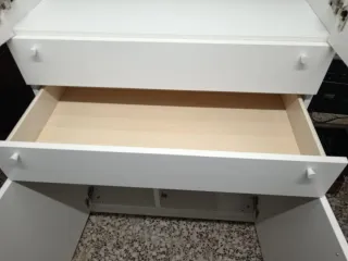 Mobile contenitore bianco