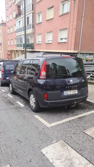 RENAULT Espace 1.9 dCi Authentique