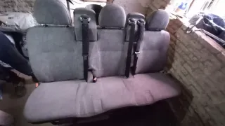 Asiento trasero Ford Transit. En muy buen estado .