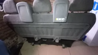 Asiento trasero Ford Transit. En muy buen estado .
