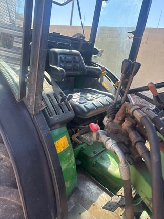 Tractor John Deere 5500