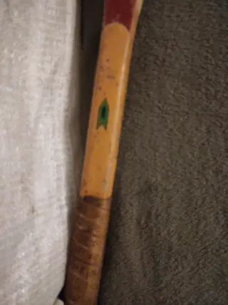 Raqueta de tenis muy antigua Gacela