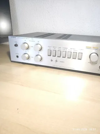 Amplificador LUXMAN