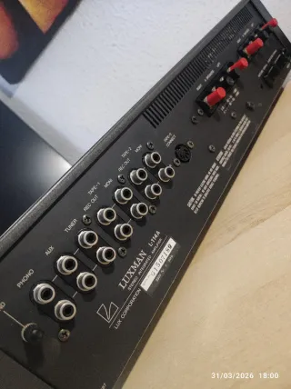 Amplificador LUXMAN