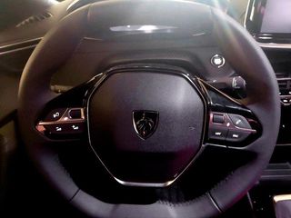 PEUGEOT N2008 1.2 100CV ALLURE