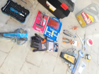 Kit Reparación Pinchazos Coche y Guantes