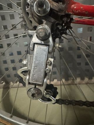 Bicicleta Clásica Razesa Roja y Blanca