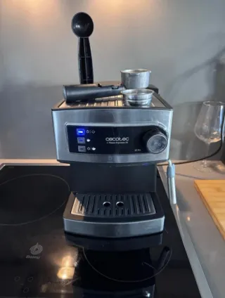 Cafetera Cecotec Power Espresso 20