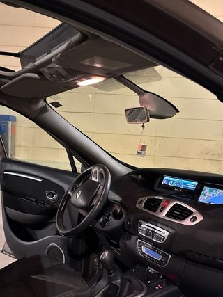 Renault Grand Scenic 2010