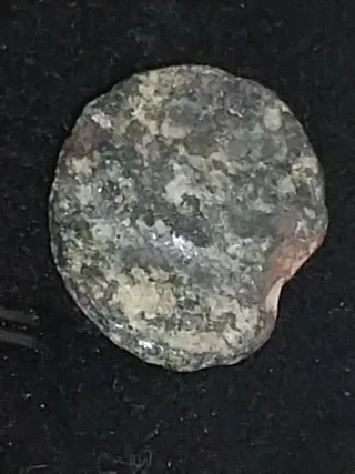 Lote 2 monedas romanas o íbera