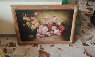 Quadro floreale con cornice in legno