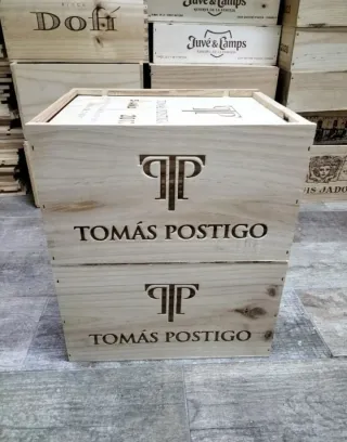 2 Scatole in legno con coperchio scorrevole