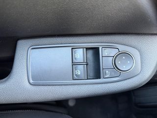 RENAULT Clio Clio TCe Serie Limitada Limited 67kW