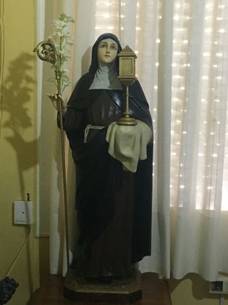 Imagen religiosa de santa Clara de 1 metro