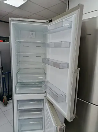 @Nevera Grundig Combi No Frost Con Garantía@