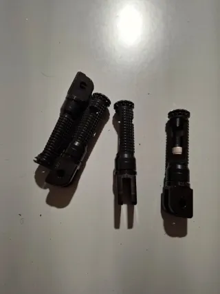 Estribos universales para moto negros