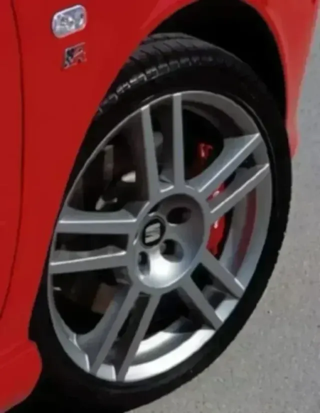 TAPAS CENTRO RUEDA BUJE SEAT LEÓN IBIZA CUPRA 56mm