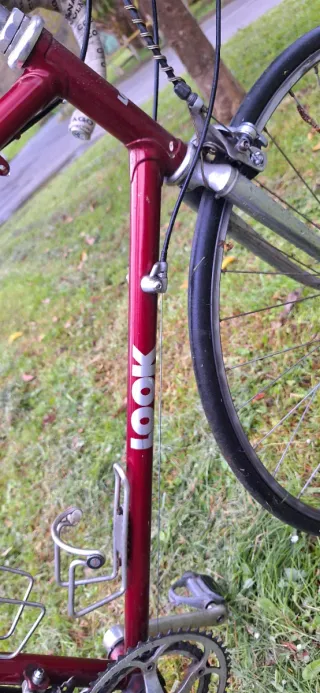 Bicicleta de carretera LOOK antigua