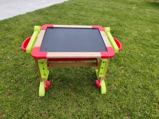 Lavagna per bambini con panchetta