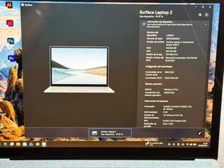 Microsoft Surface Laptop 2 i7 8GB RAM 256GB SSD