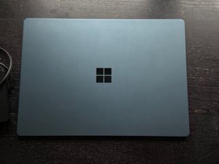 Microsoft Surface Laptop 2 i7 8GB RAM 256GB SSD