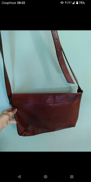 Borsa tracolla in cuoio