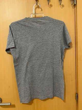 Camiseta Jack & Jones gris con estampado