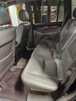 Toyota Land Cruiser 2005