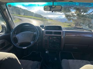 Toyota Land Cruiser 2000