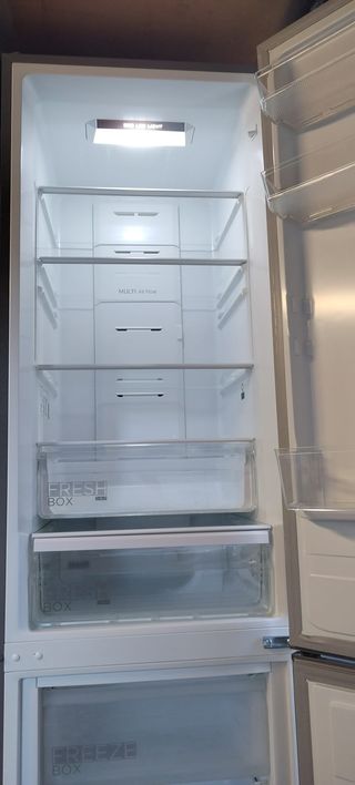 Frigorífico Midea 2.00x60 Inox Exposición