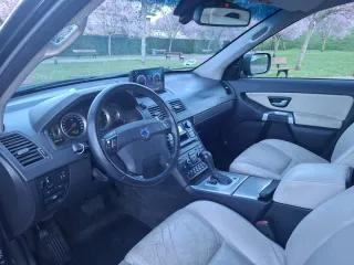 Volvo XC90 2009
