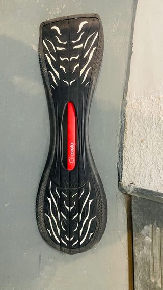 Monopatín Oxelo Negro y Rojo