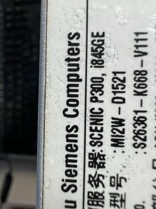 Fujitsu SCENIC P300 - PC Vintage