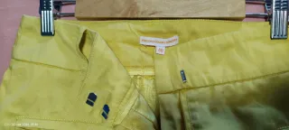 Falda pantalón amarilla T.40