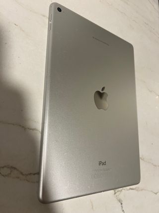 iPad Air 2 Wi-Fi 32GB Argento