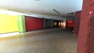 Local comercial en venta en La Roureda en Viladecans