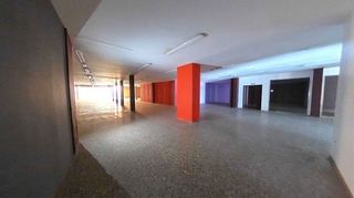 Local comercial en venta en La Roureda en Viladecans