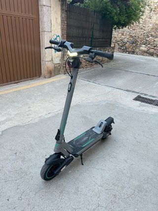 Patinete eléctrico Bongo Serie Y45 Cecotec