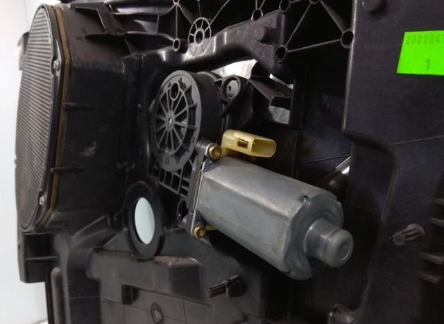 2204603 elevalunas delantero derecho ford fiesta