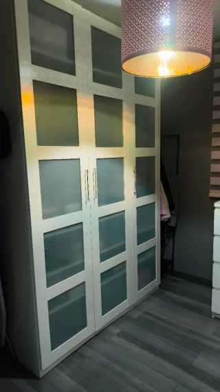 Armario 3 puertas blanco con cristal