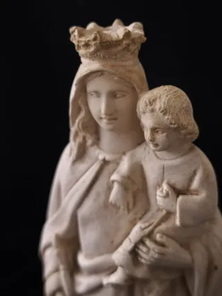 Virgen con Niño Escayola Olot 19 cm