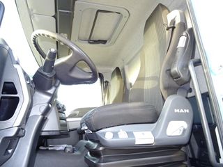 MAN TGM 18 290-CAMIONES GRUA