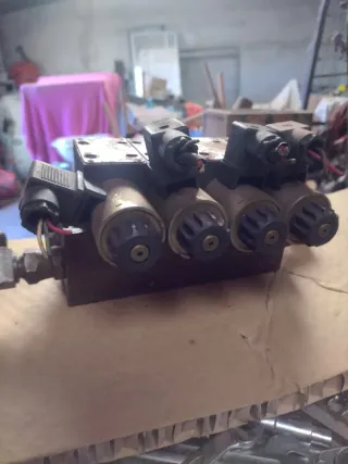 Recambios skidder LKT 81 Turbo,pala frontal 2,24